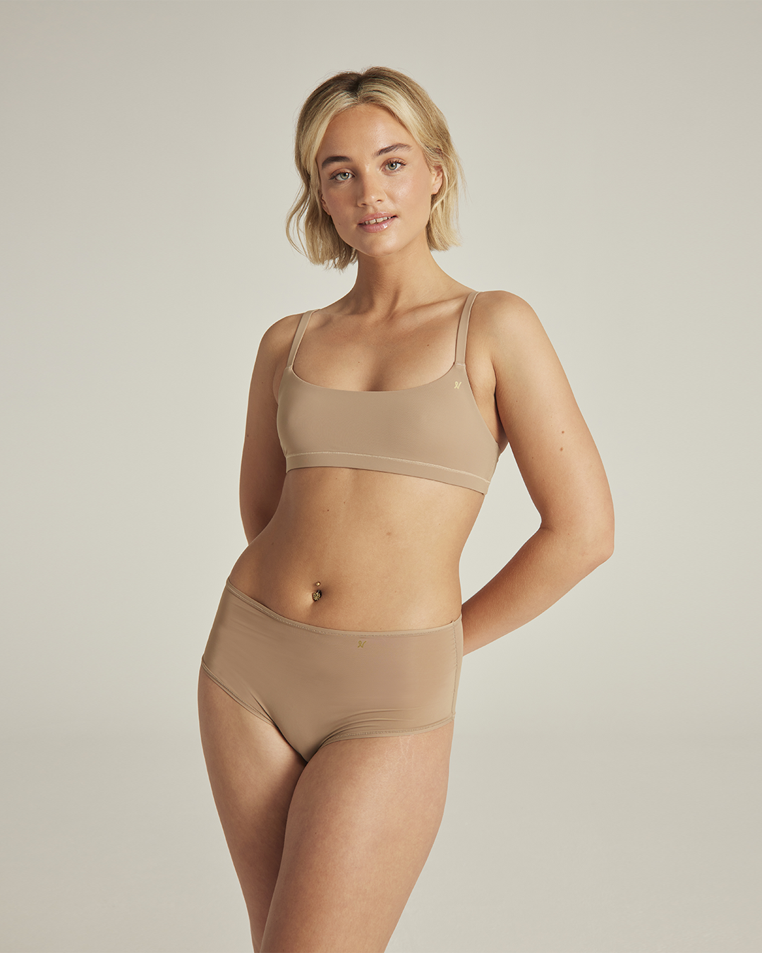 The Stretch Scoop Neck Bralette - Bare 03